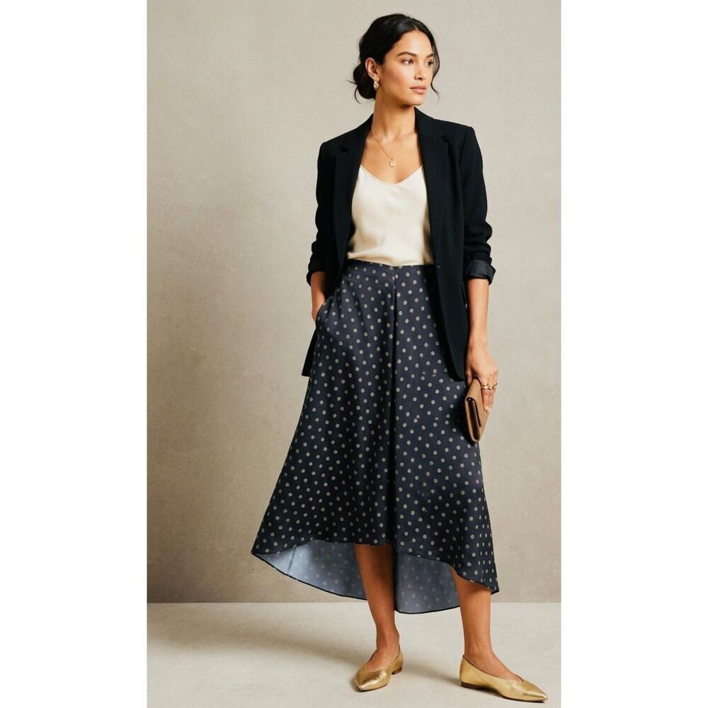 Vince Black Skirt Size 22 NWT - Classic Elegant